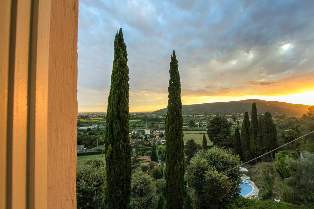 Villa Alta - Residenza D'Epoca Con Piscina San Giuliano Terme Exteriör bild